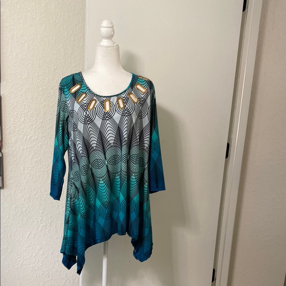 Black and Blue Asymmetrical 3/4 Sleeve Tunic
